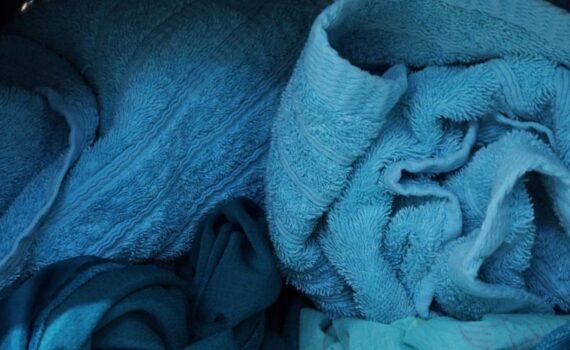 Zu sehen ist Bild 1 zum Beitrag mit dem Thema: Warum man beim Waschen von Kühlhandtüchern keinen Weichspüler verwenden darf